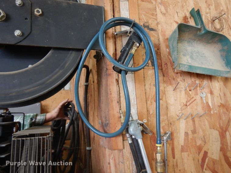 image for item JQ9358 Ingersoll Rand  air compressor