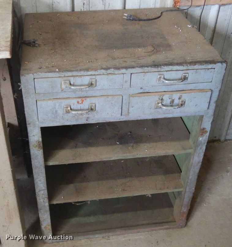 image for item JQ9359 Central Machinery 933  drill press