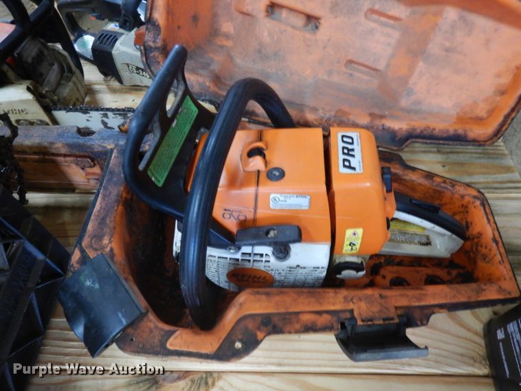 image for item JQ9360 (4) chainsaws
