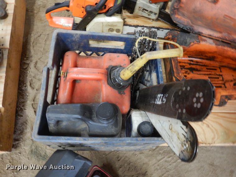 image for item JQ9360 (4) chainsaws