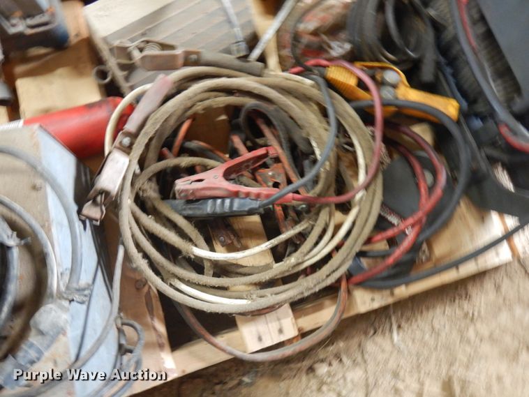 image for item JQ9364 Tools