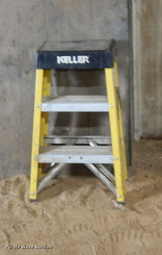 image for item JQ9366 (4) ladders