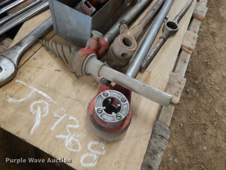 image for item JQ9368 Tools