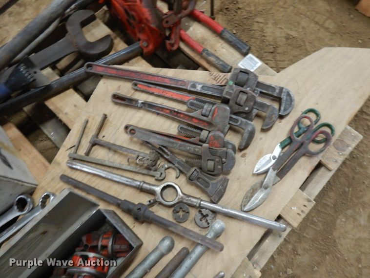 image for item JQ9368 Tools