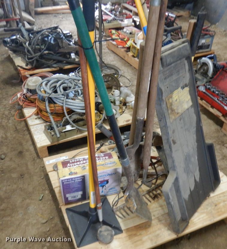 image for item JQ9369 Tools