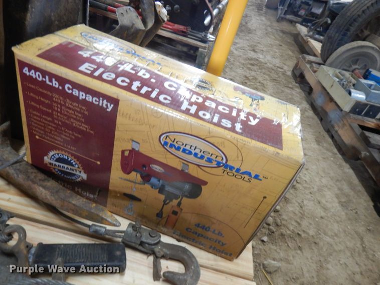 image for item JQ9369 Tools