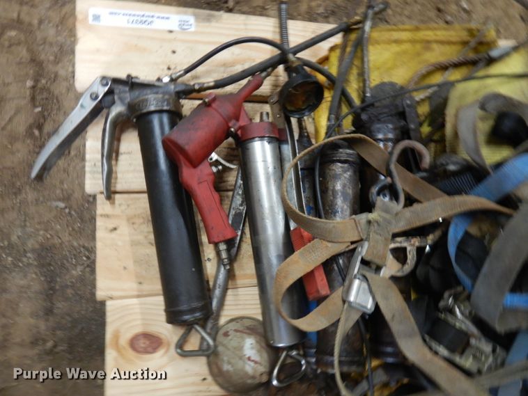 image for item JQ9371 Tools