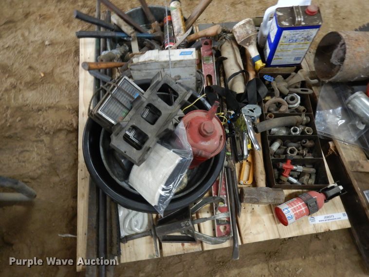 image for item JQ9373 Tools