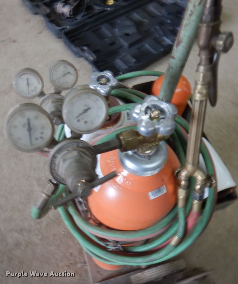 image for item JQ9377 Cutting torch