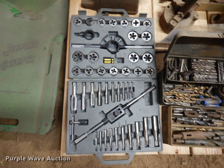 image for item JQ9381 Tools