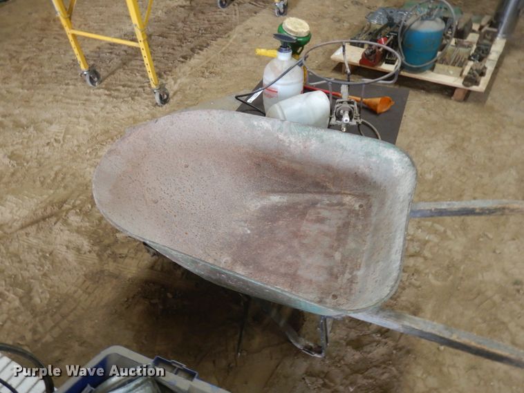 image for item JQ9382 Tools