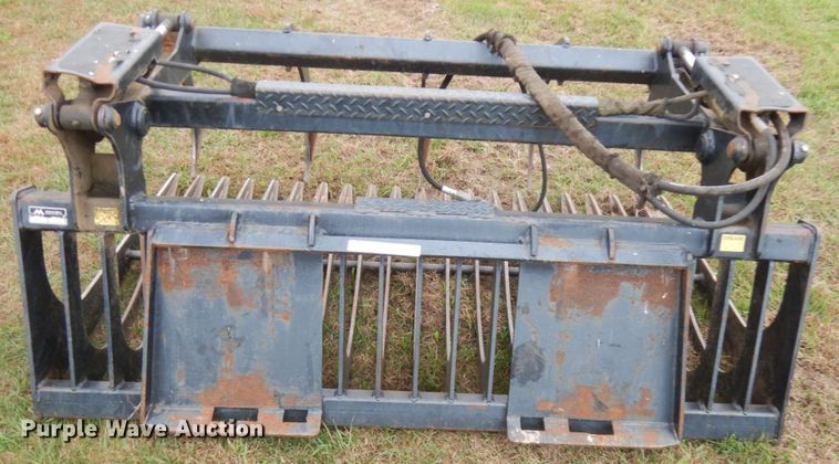 image for item JQ9390 Notch  68GRB 68"W skid steer grapple