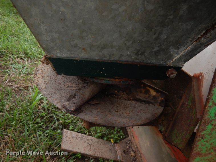 image for item JQ9391 Skid steer spreader