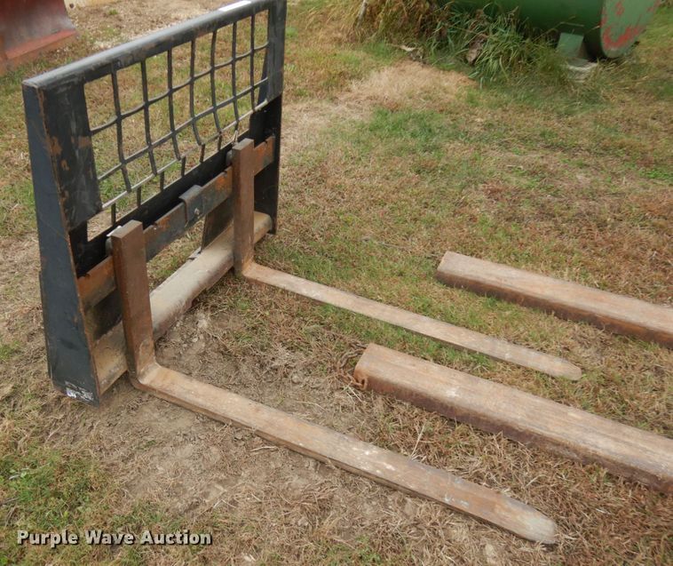 image for item JQ9394 48"L skid steer forks