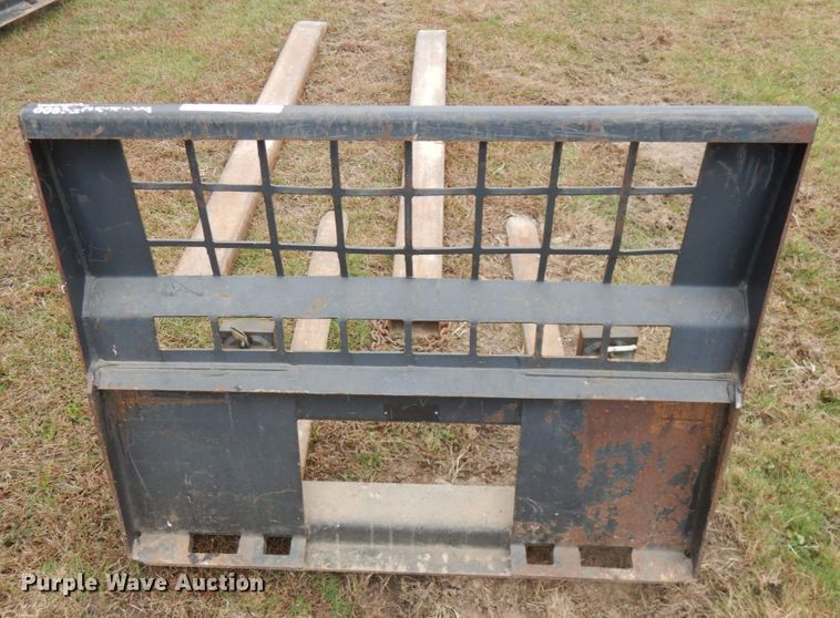 image for item JQ9394 48"L skid steer forks