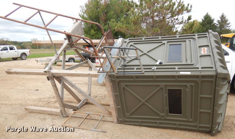 image for item JQ9397 Terrain  hunting stand