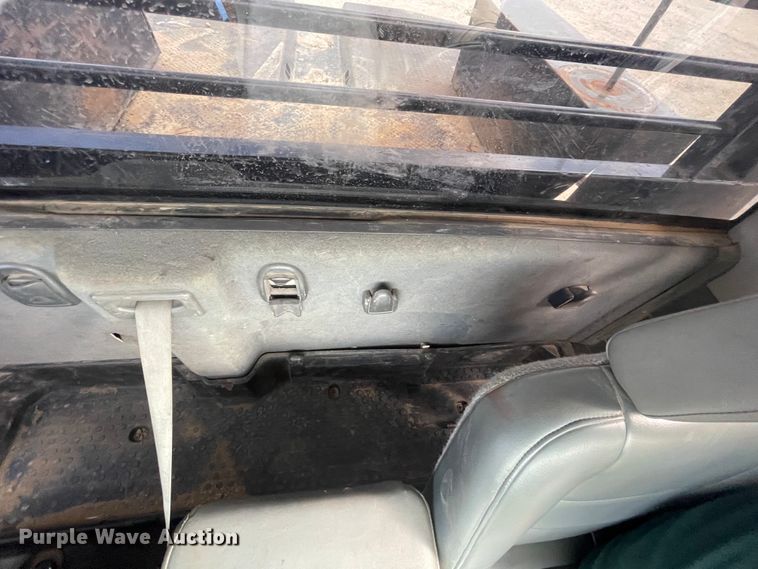 image for item JQ9404 2008 Sterling Bullet  flatbed truck