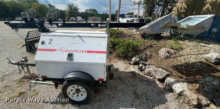 image for item JQ9406 Magnum MLT4060MMH  light plant