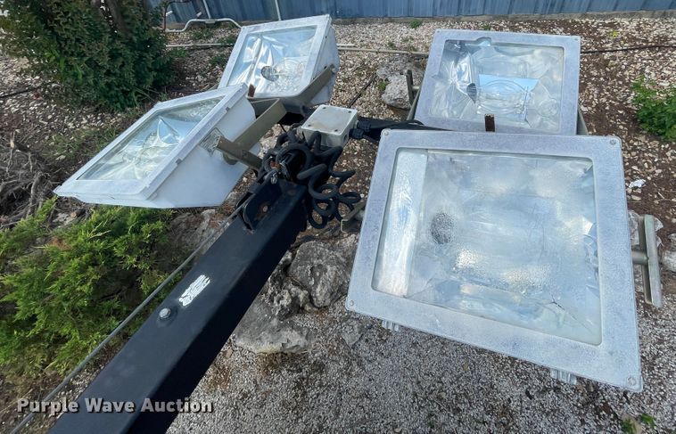 image for item JQ9406 Magnum MLT4060MMH  light plant