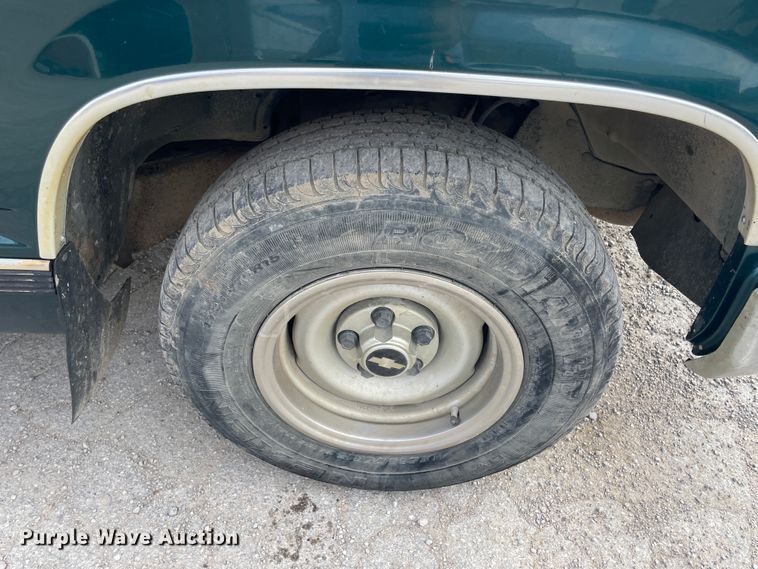 image for item JQ9411 1998 Chevrolet Silverado 1500  Ext. Cab pickup truck