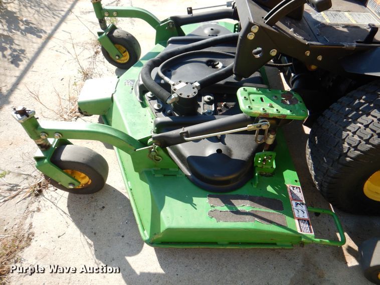 image for item JS9173 John Deere 1600  lawn mower