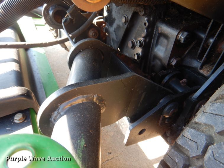 image for item JS9173 John Deere 1600  lawn mower