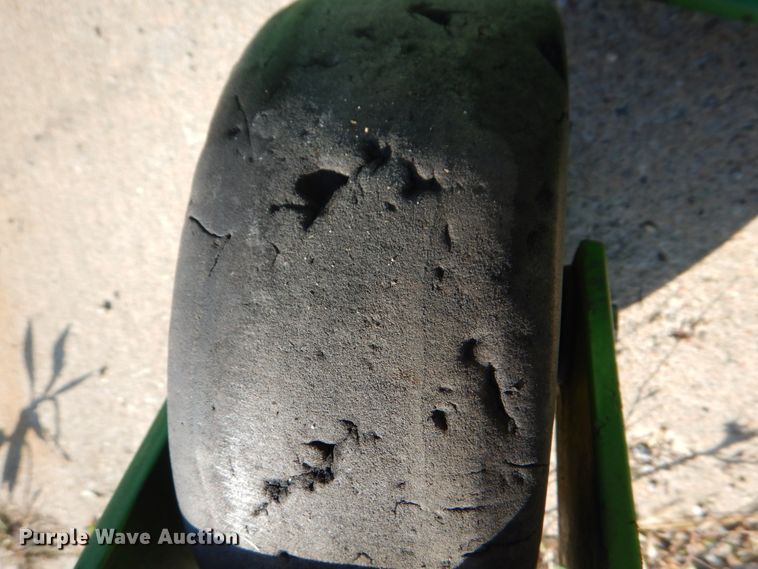 image for item JS9173 John Deere 1600  lawn mower