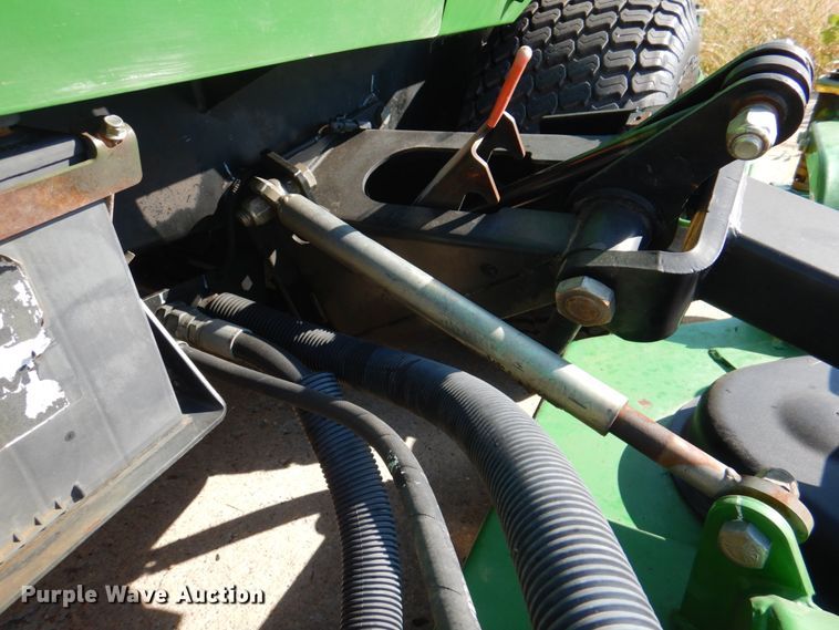 image for item JS9173 John Deere 1600  lawn mower