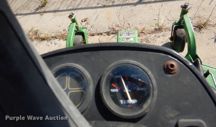 image for item JS9173 John Deere 1600  lawn mower