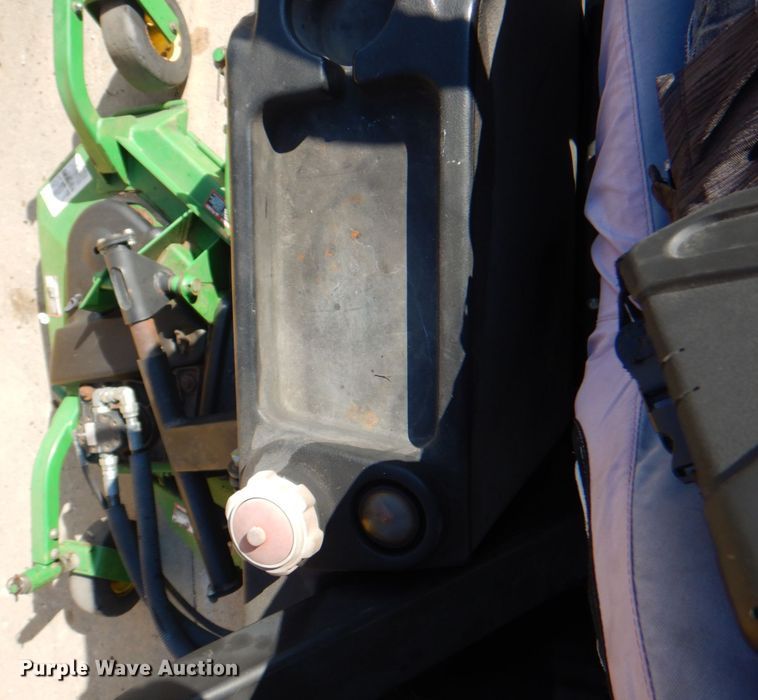 image for item JS9173 John Deere 1600  lawn mower