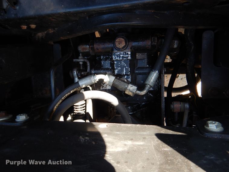 image for item JS9173 John Deere 1600  lawn mower