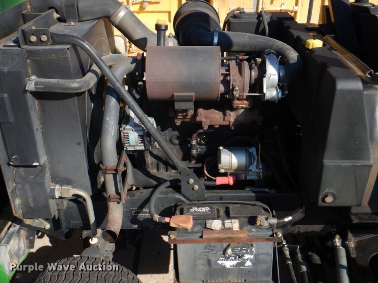 image for item JS9173 John Deere 1600  lawn mower