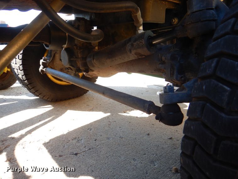 image for item JS9173 John Deere 1600  lawn mower