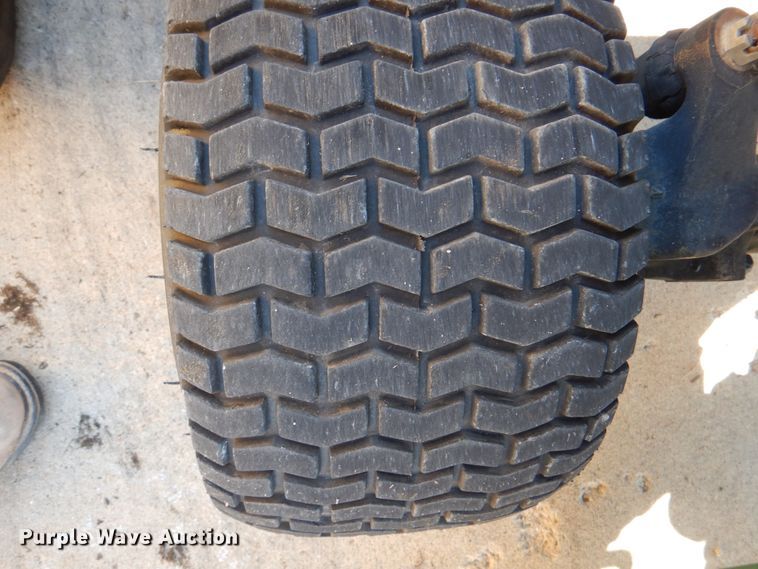 image for item JS9173 John Deere 1600  lawn mower