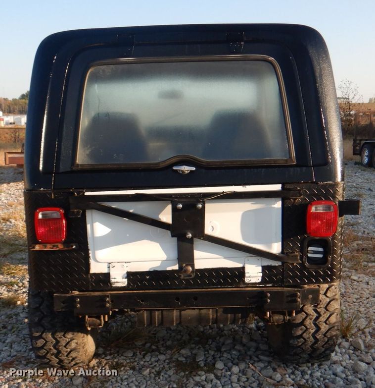 image for item JS9176 1978 Jeep CJ7  SUV