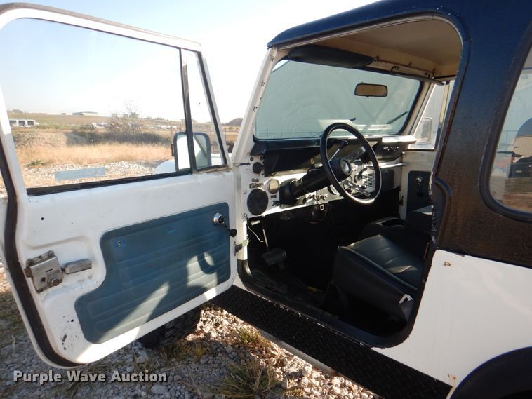 image for item JS9176 1978 Jeep CJ7  SUV