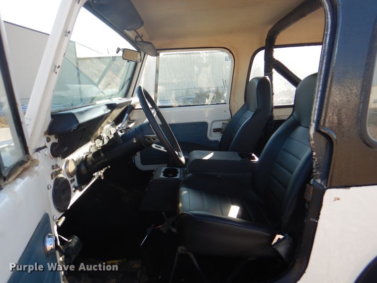 image for item JS9176 1978 Jeep CJ7  SUV