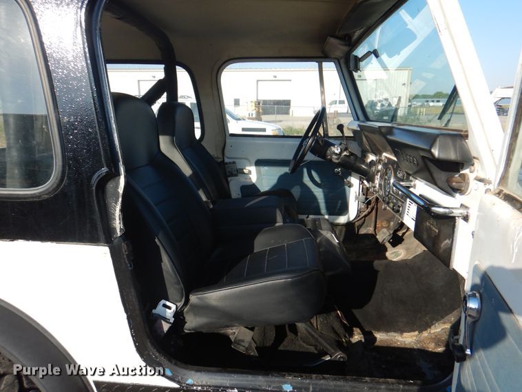 image for item JS9176 1978 Jeep CJ7  SUV