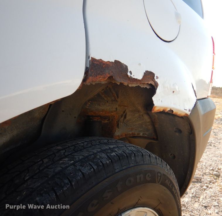 image for item JS9177 2005 Ford Escape  SUV