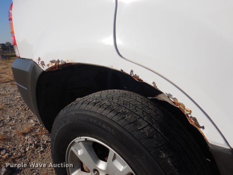 image for item JS9177 2005 Ford Escape  SUV