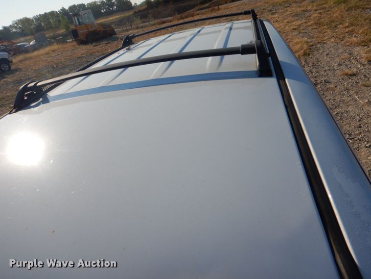 image for item JS9177 2005 Ford Escape  SUV