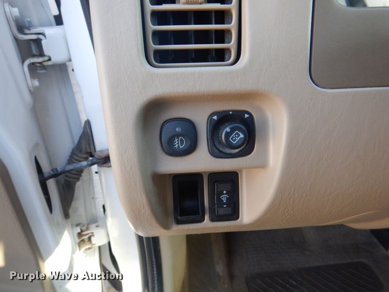 image for item JS9177 2005 Ford Escape  SUV