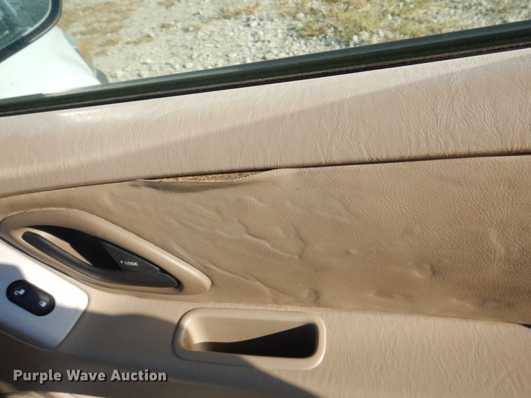 image for item JS9177 2005 Ford Escape  SUV