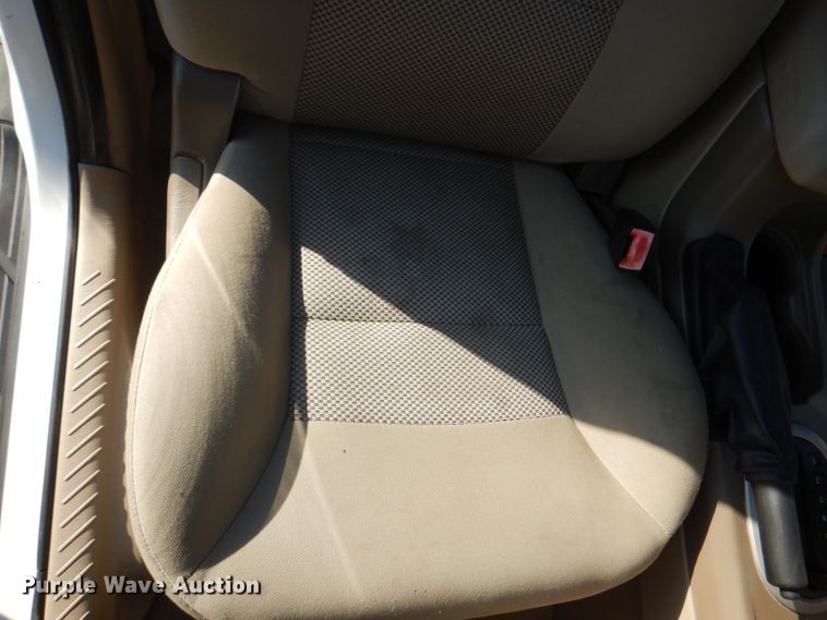 image for item JS9177 2005 Ford Escape  SUV