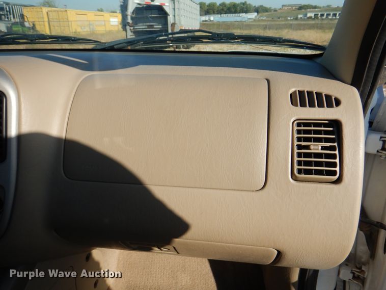 image for item JS9177 2005 Ford Escape  SUV