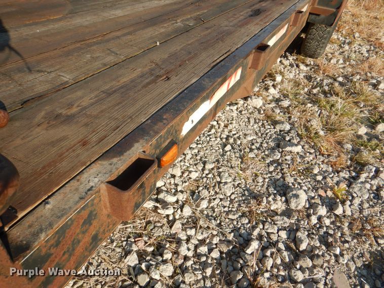 image for item JS9179 1998 H&H  utility trailer