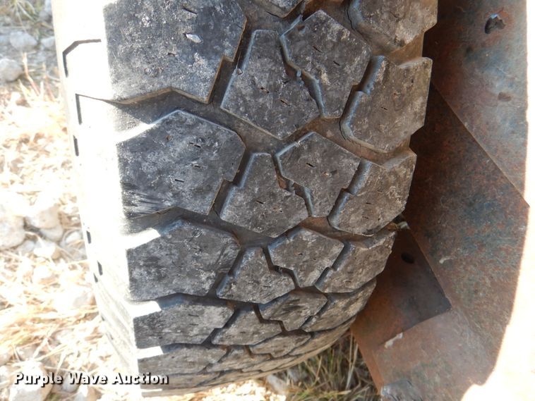 image for item JS9179 1998 H&H  utility trailer