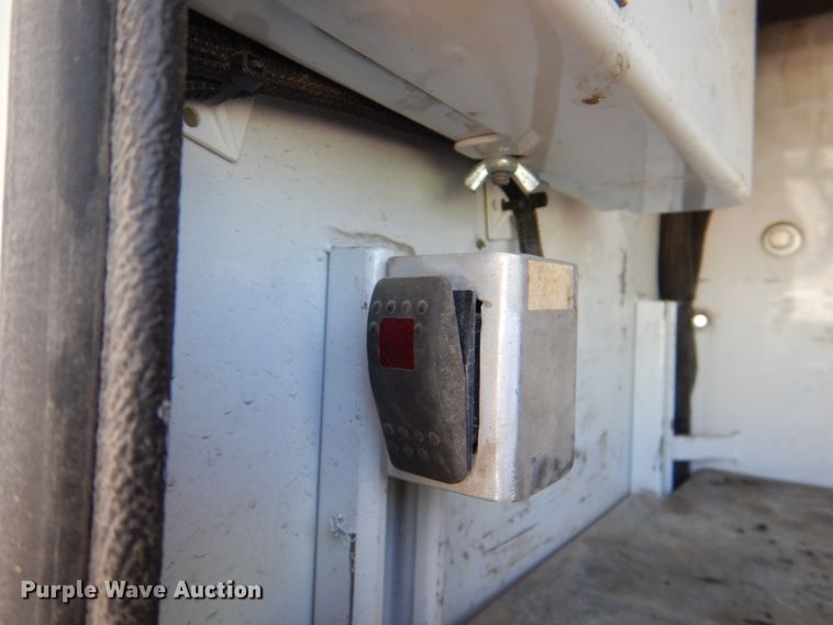 image for item JS9186 2014 Ford F550 Super Duty  utility / service truck