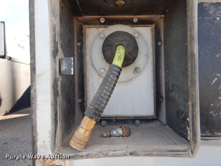 image for item JS9186 2014 Ford F550 Super Duty  utility / service truck