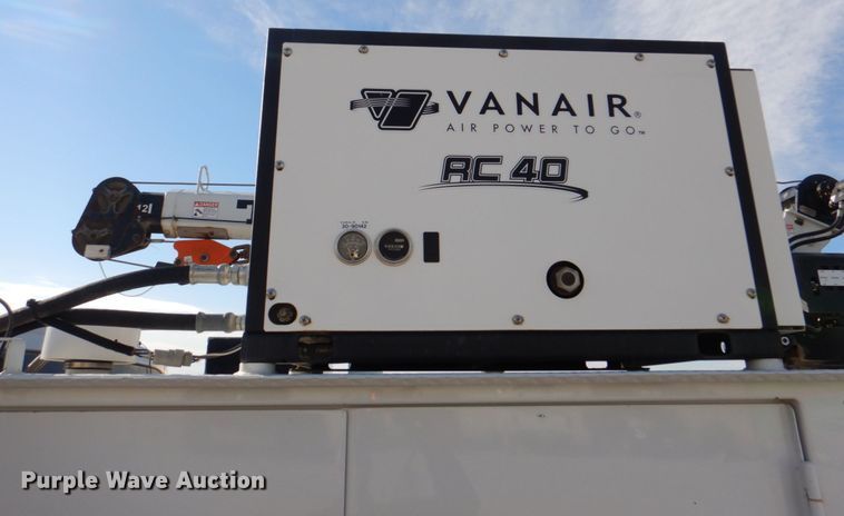 image for item JS9186 2014 Ford F550 Super Duty  utility / service truck